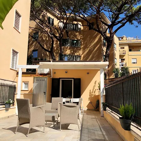 Wonderful Little Gem With A Large Private Terrace! * Rzym